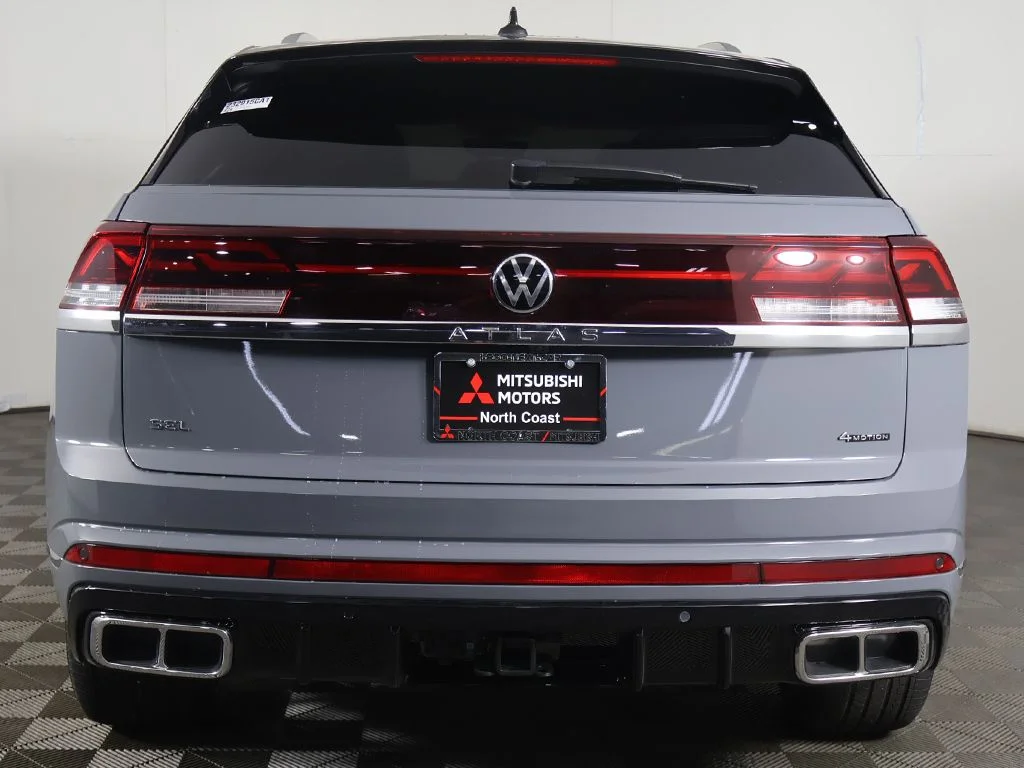 Used 2024 Gray Volkswagen 2.0T SEL Premium R-Line image 14