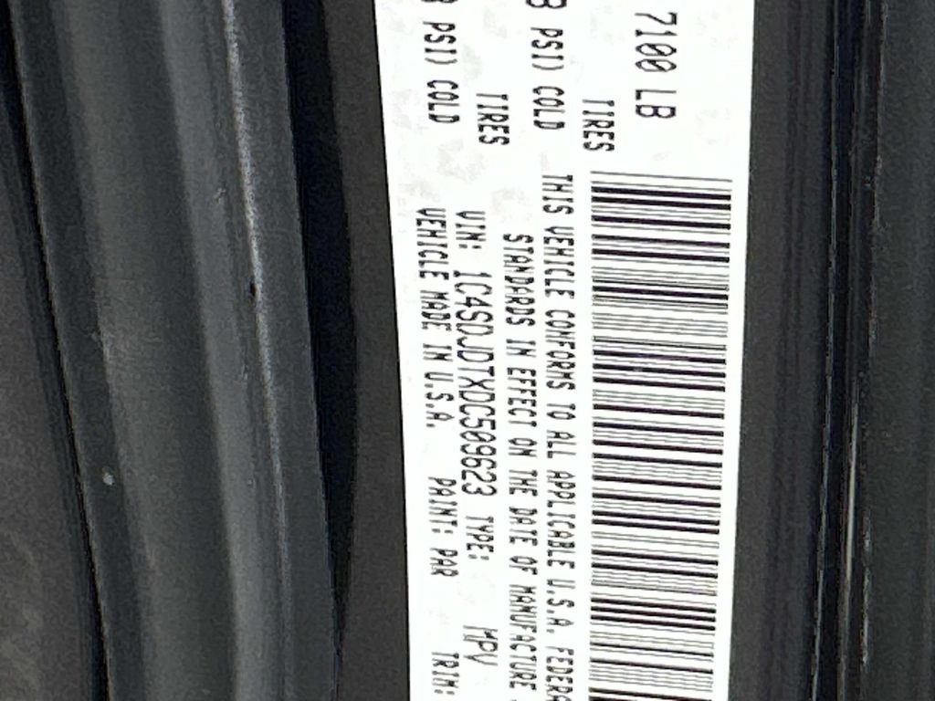 Used 2013 Gray Dodge Crew image 30