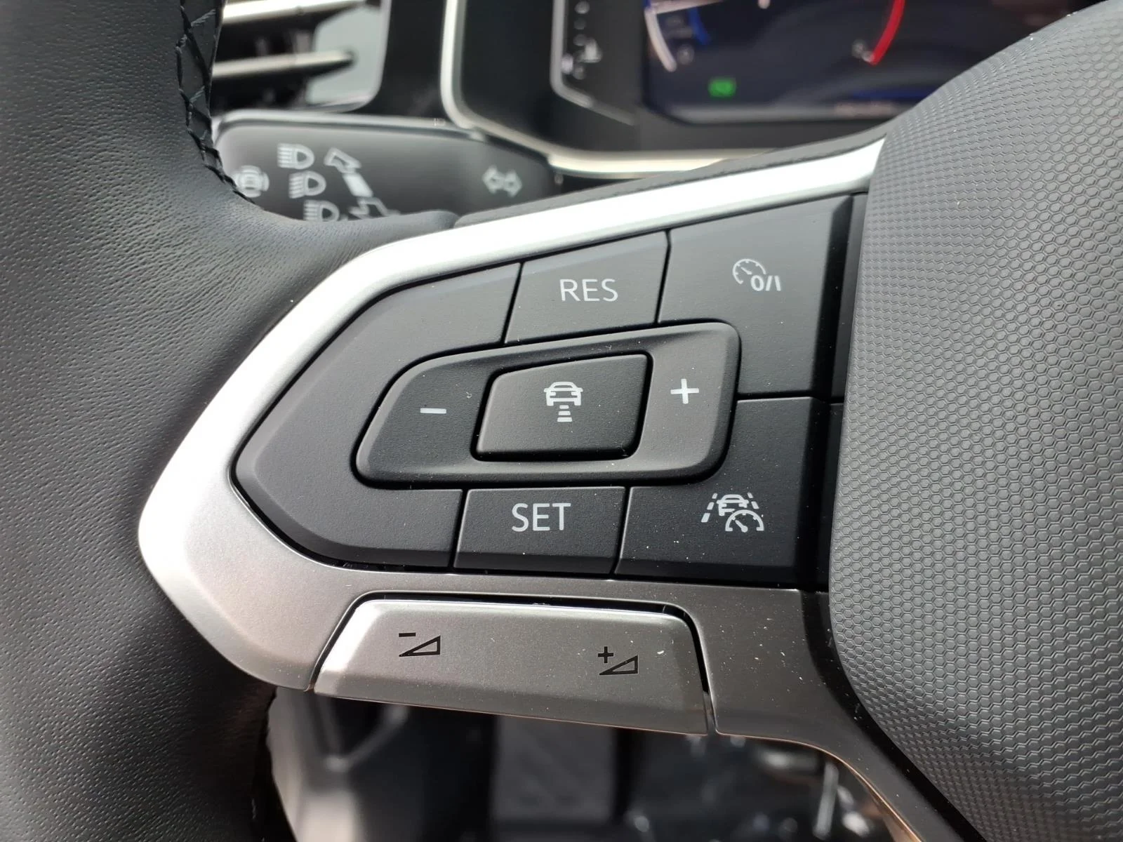 New 2026 Deep Black Pearl Volkswagen SEL AUTO image 14