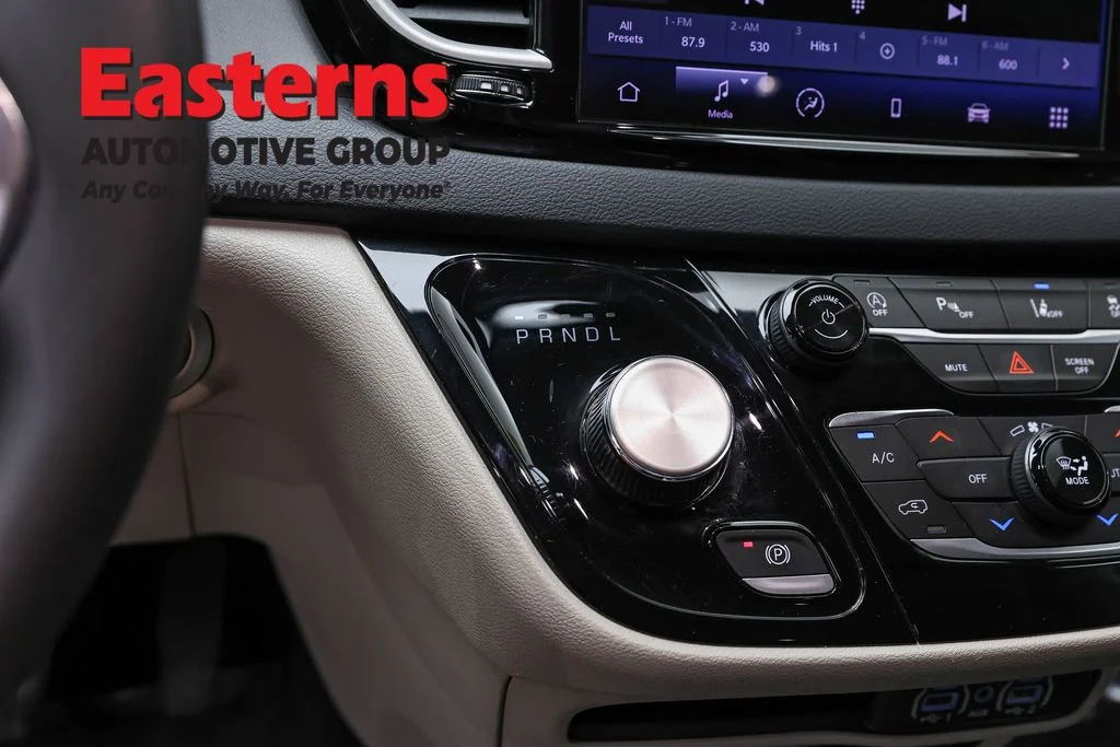 Used 2023 Gray Chrysler Touring L image 13