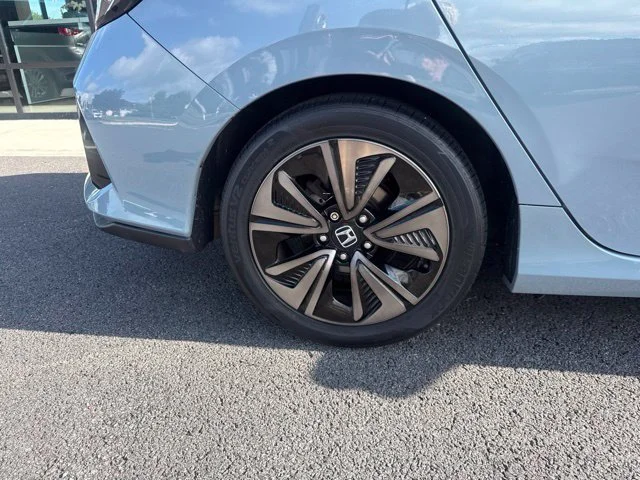 Used 2017 Gray Honda EX-L image 10