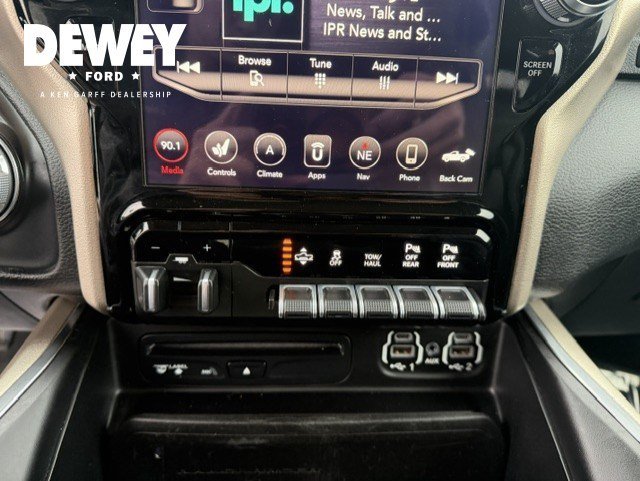 Used 2019 Diamond Black Ram Laramie image 26