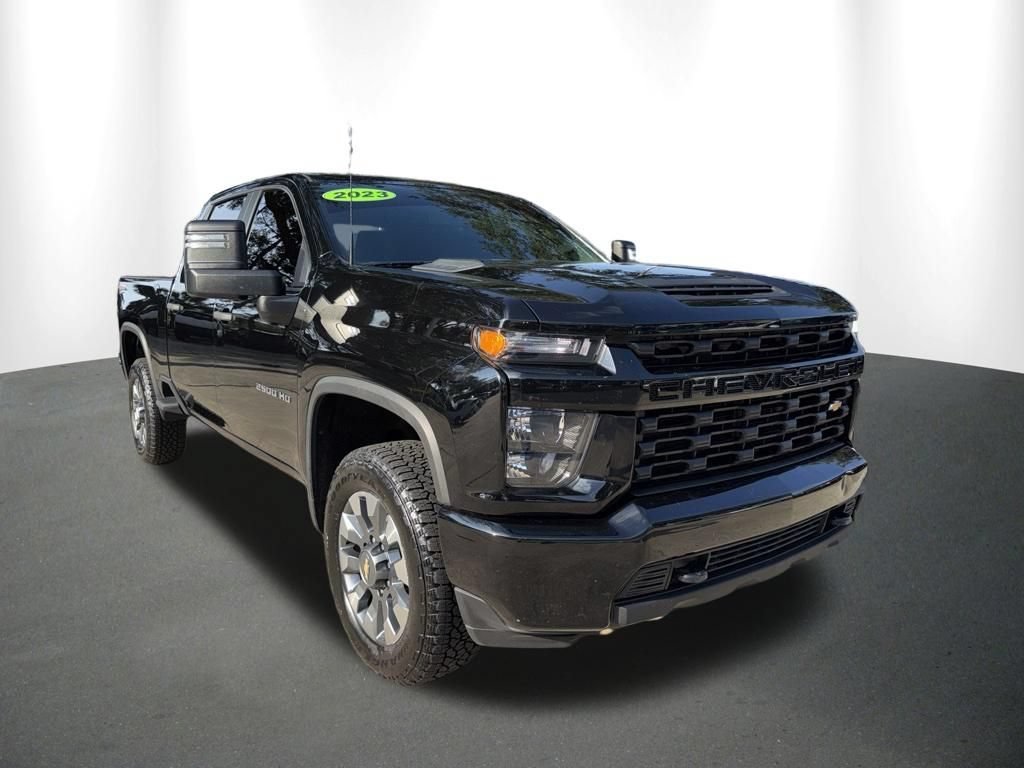 Used 2023 Black Chevrolet Custom image 79