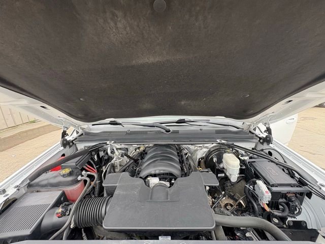 Used 2017 White Chevrolet LS image 26
