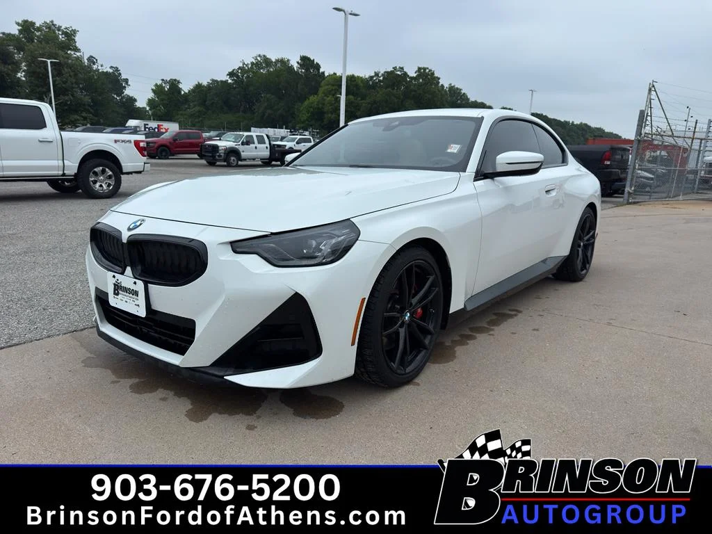 2024 BMW 2 Series 230i Coupe's photo