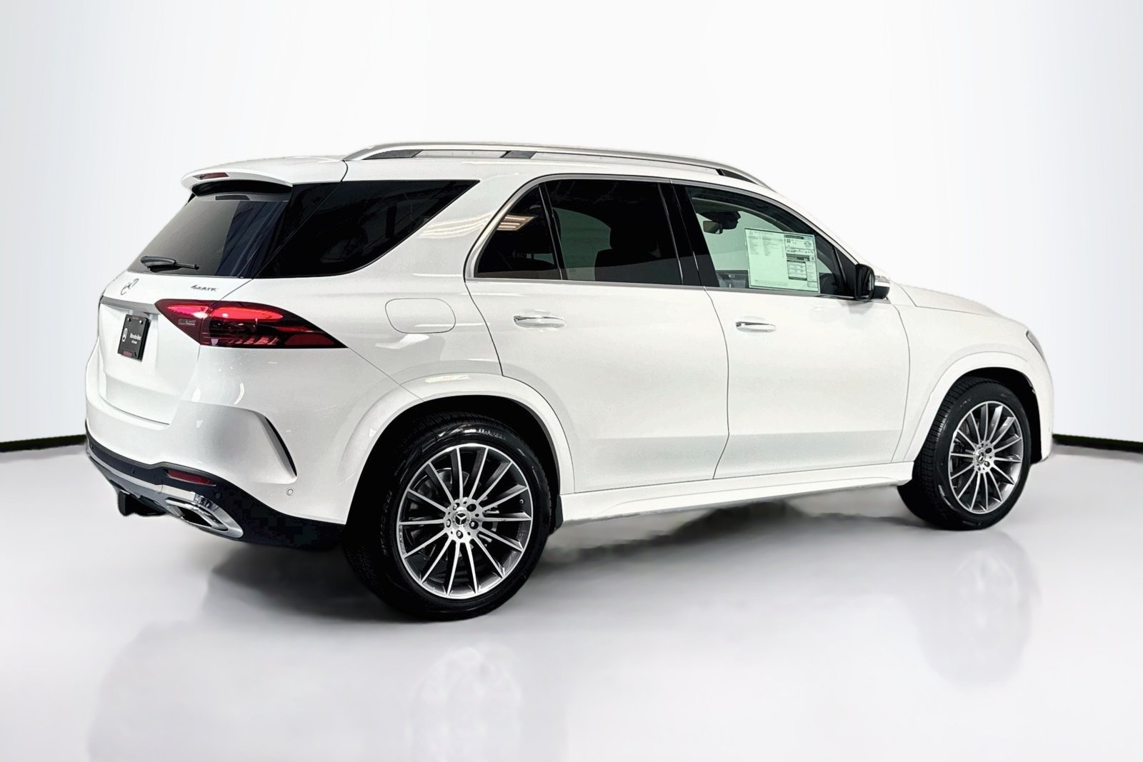 New 2026 Polar White Mercedes-Benz GLE 350 image 5