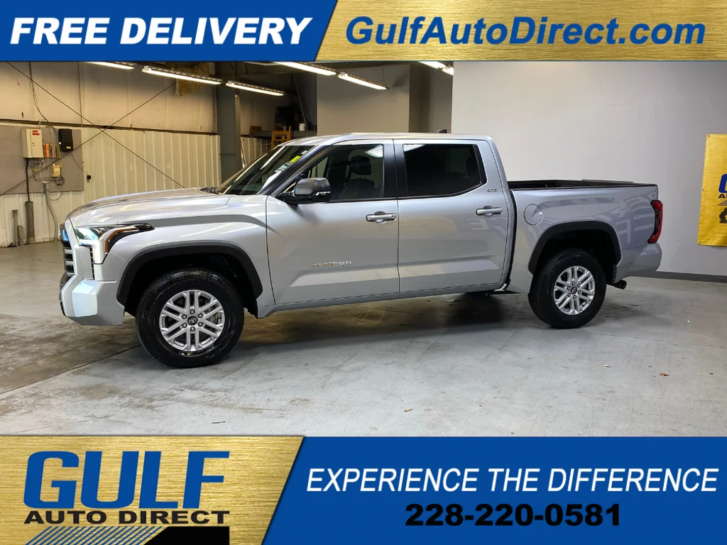 Used 2025 Silver Toyota SR5 image 5