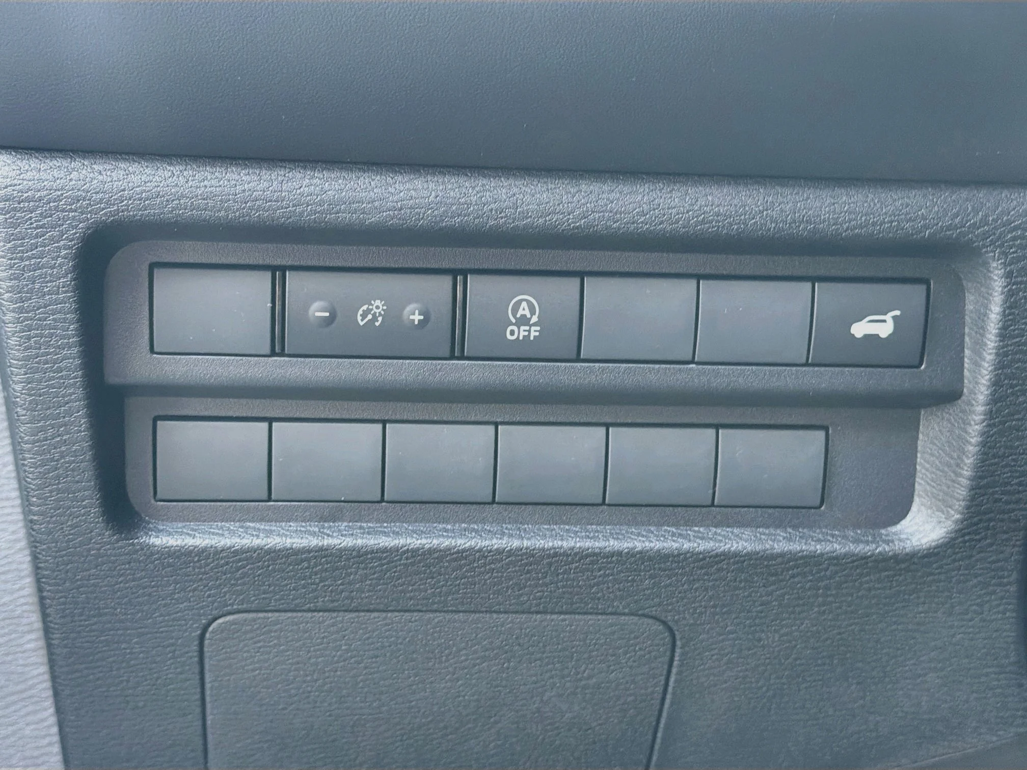 New 2026 Graphite Gray Mitsubishi SE 1.5T 2WD image 9