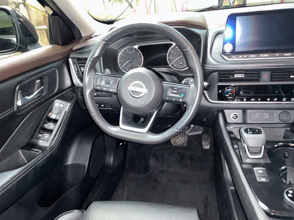Used 2023 Black Nissan SV image 20