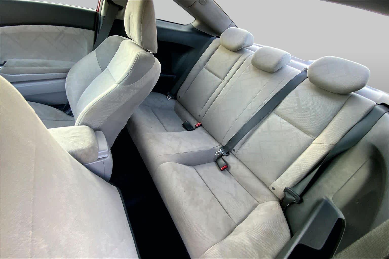 Used 2013 Rallye Red Honda EX image 18