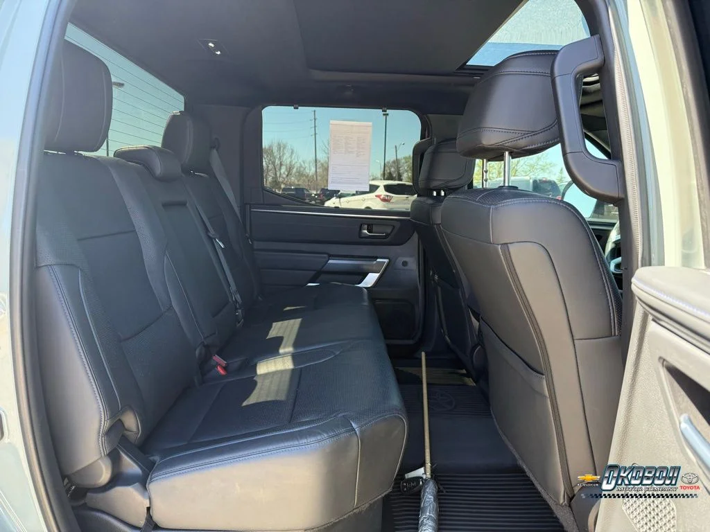 2024 Toyota Tundra Platinum - Photo 16