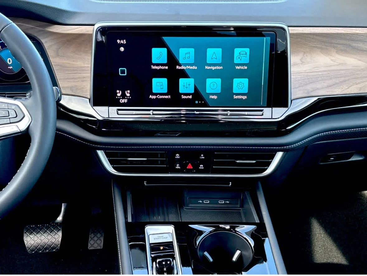 2026 Volkswagen Atlas SE w/Tech - Photo 9