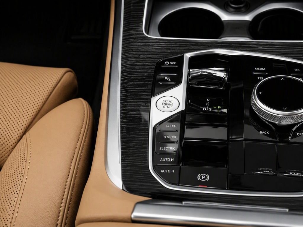 New 2027 Indianapolis Red Metallic BMW xDrive40i image 27