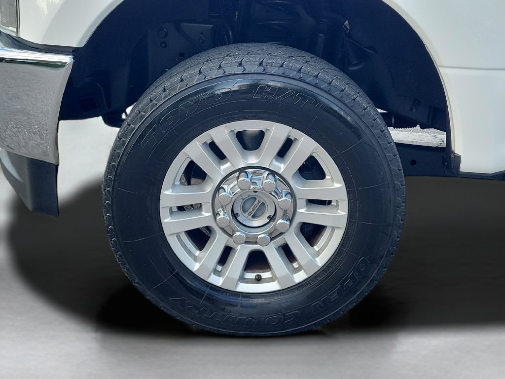 Used 2019 White Ford XLT image 26