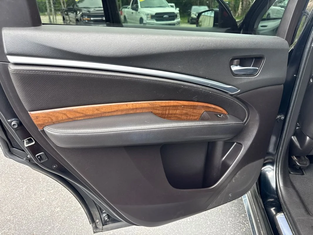 Used 2020  Acura Technology Package image 11