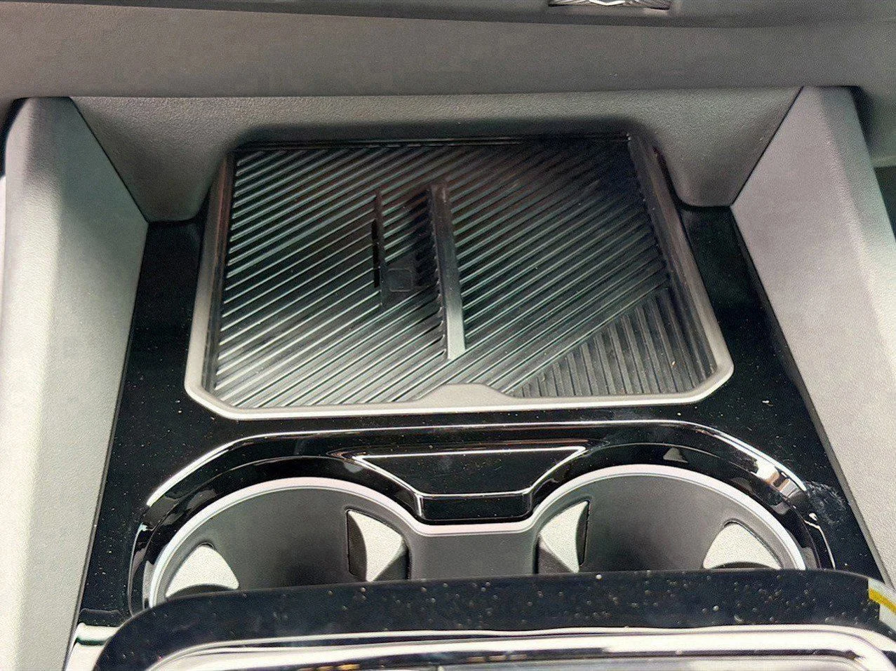 2026 BMW 5 Series 530i - Photo 32
