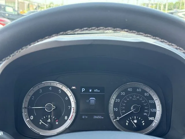 Used 2022 Black Hyundai SEL image 15