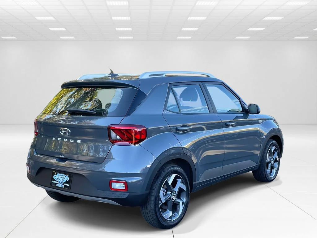 New 2026 Gray Hyundai SEL image 6