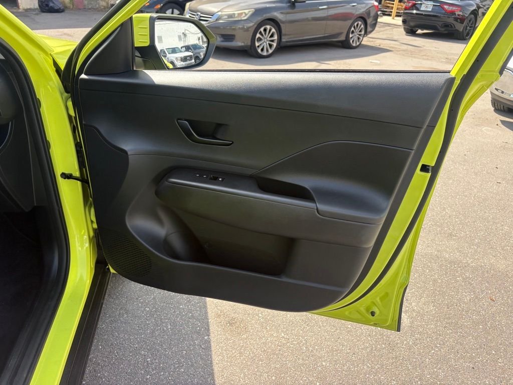 2024 Hyundai Kona SEL - Photo 16
