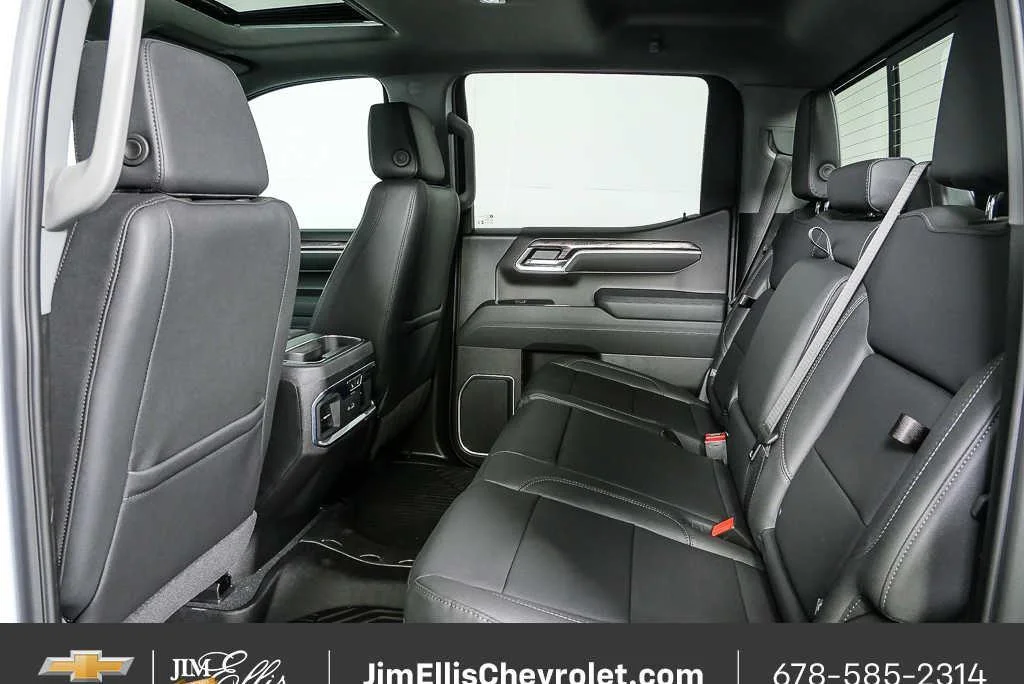 New 2026 Polar White Tricoat Chevrolet LTZ image 30