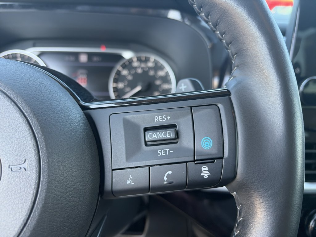 Used 2025 Blue Nissan SL image 21