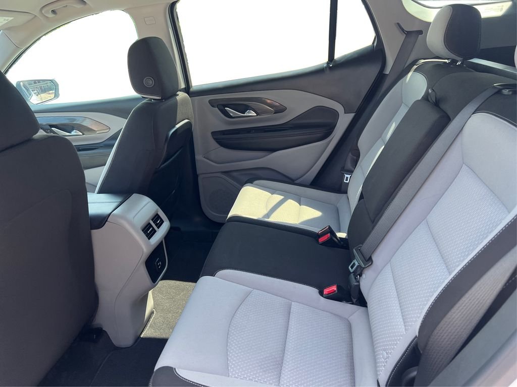 Used 2023 Summit White GMC SLE image 11