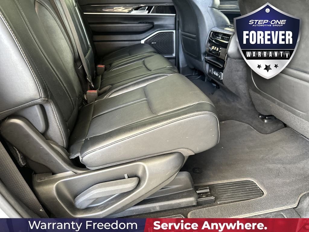 Used 2022 White Jeep Series II image 39