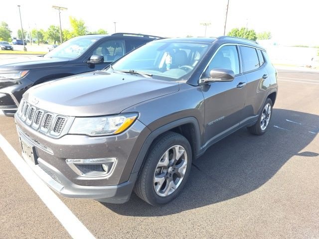 Used 2018 Granite Crystal Metallic Clearcoat Jeep Limited image 1