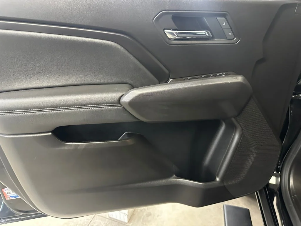 Certified Used 2026 Onyx Black GMC Elevation image 7