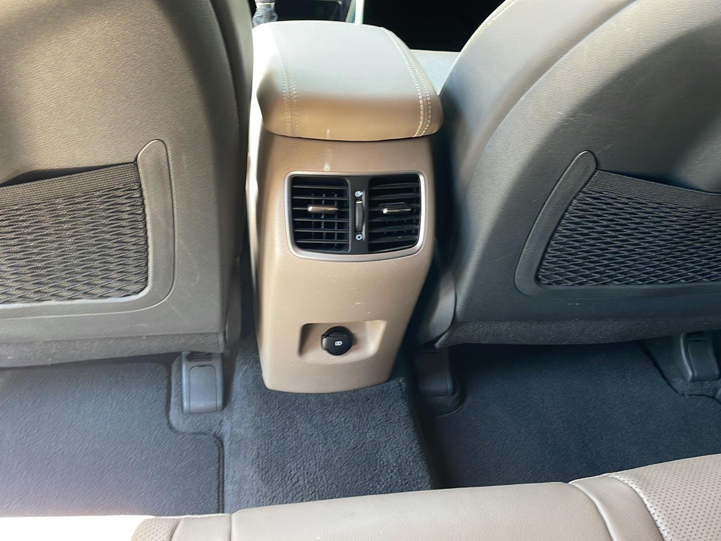Used 2021 White Cream Hyundai Ultimate image 23