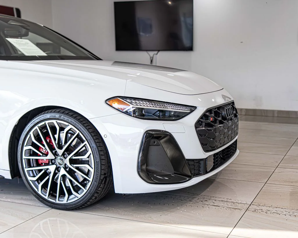 Used 2025 White Audi 3.0T Premium Plus image 3