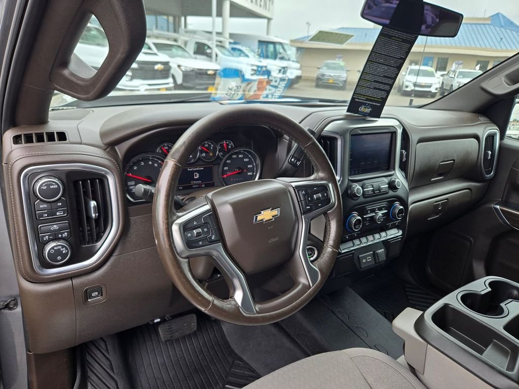 Used 2021 Gray Chevrolet LT image 6