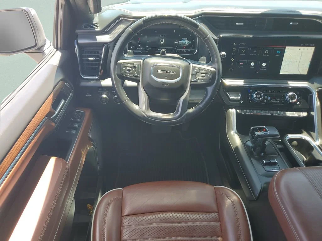 Used 2025 Thunderstorm Gray GMC Denali Ultimate image 12