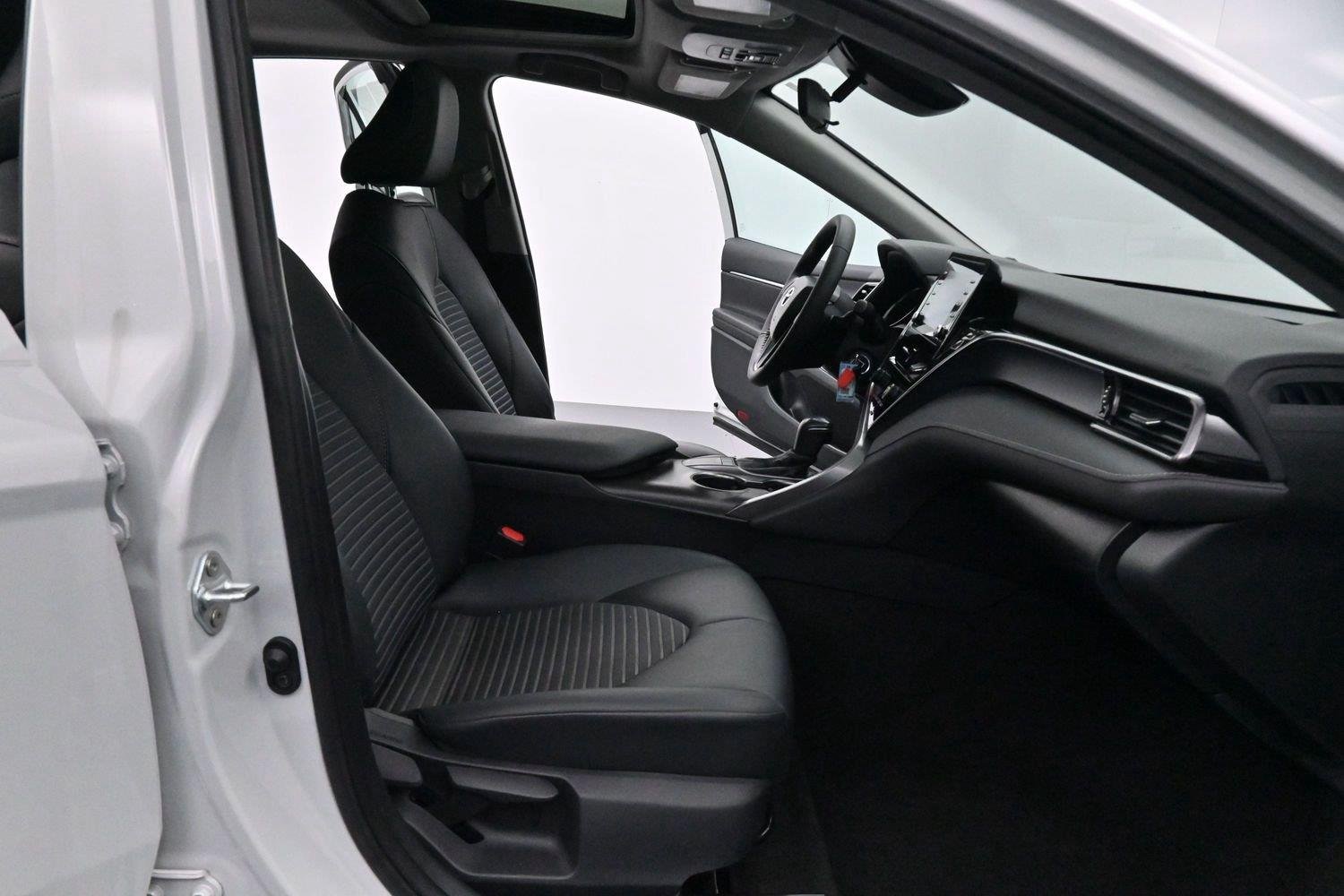 Used 2024 Ice Edge Toyota SE image 30