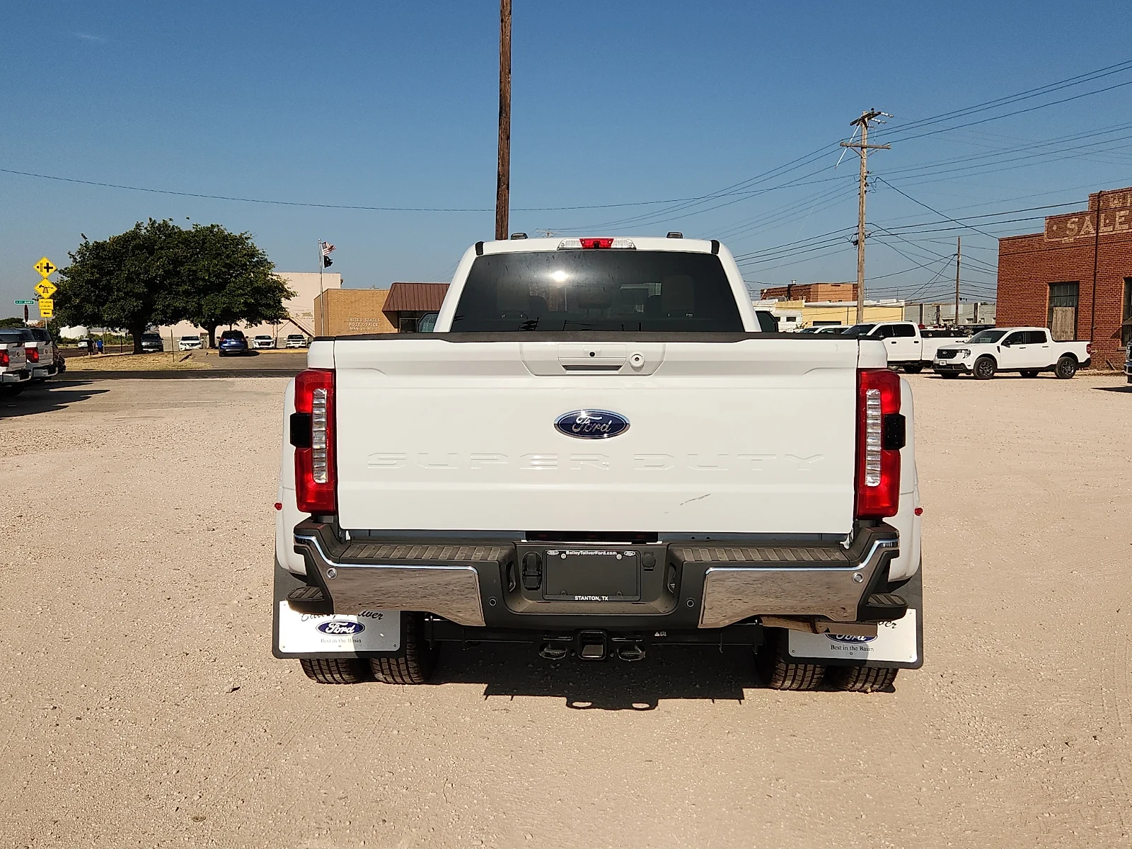 New 2026 Oxford White Ford Lariat image 6