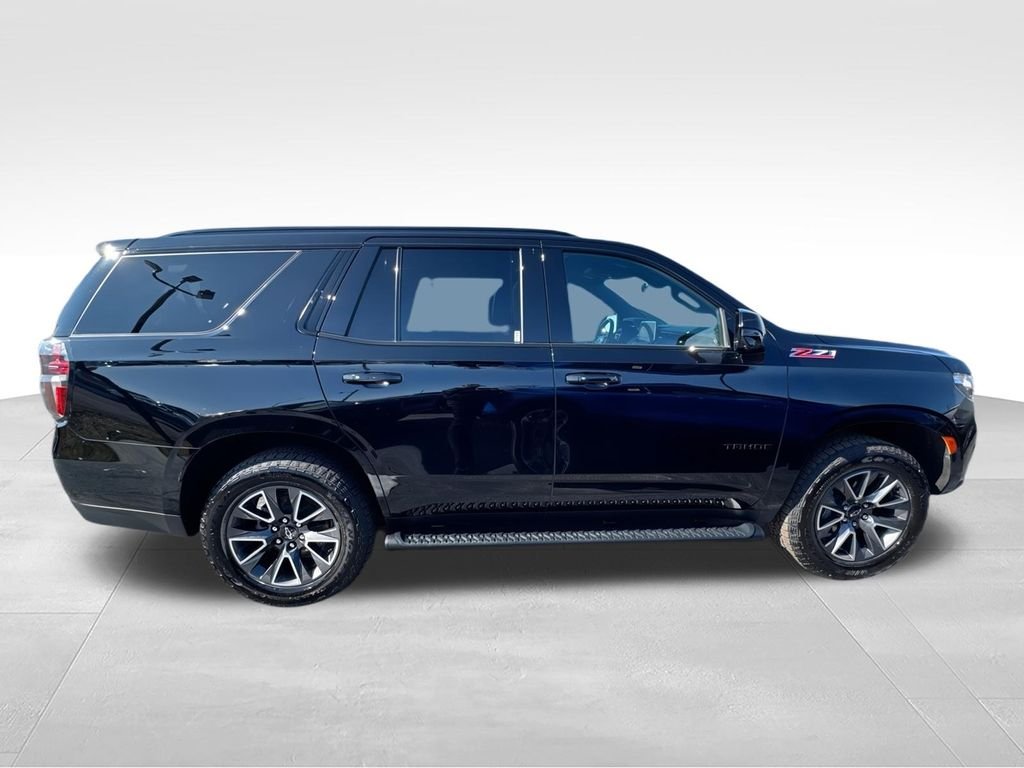 Used 2022 Black Chevrolet Z71 image 9