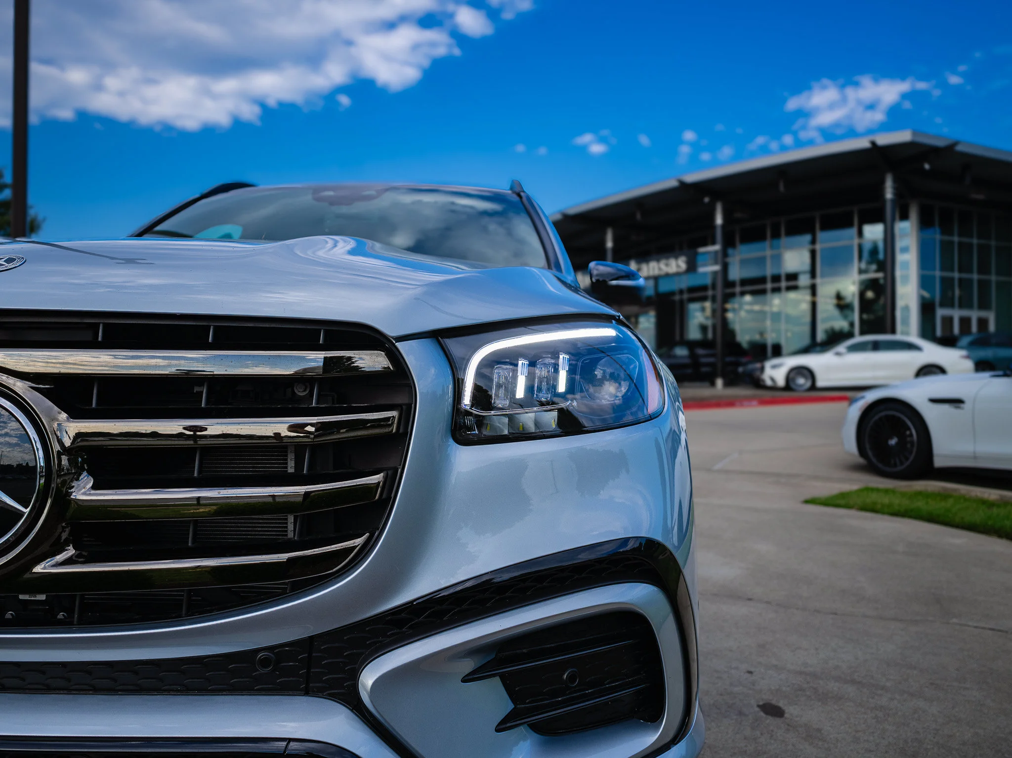 Certified Used 2025 Cirrus Silver Metallic Mercedes-Benz GLS 450 image 6