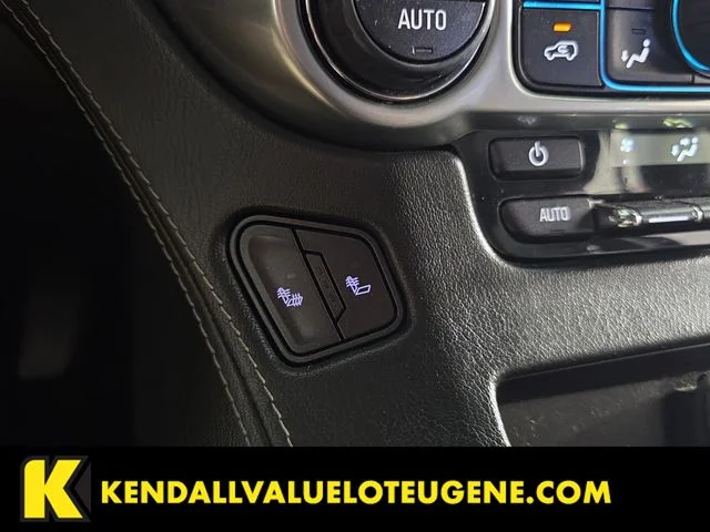 Used 2015 Black Chevrolet LT image 31