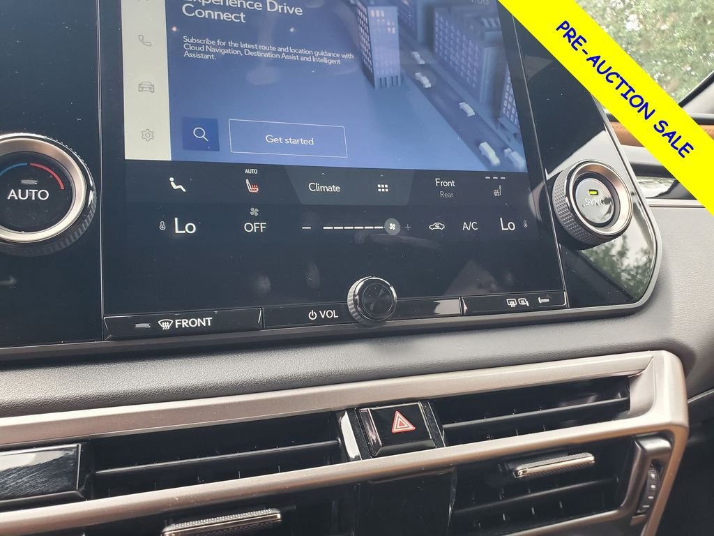 Used 2025 Green Lexus 350 image 29