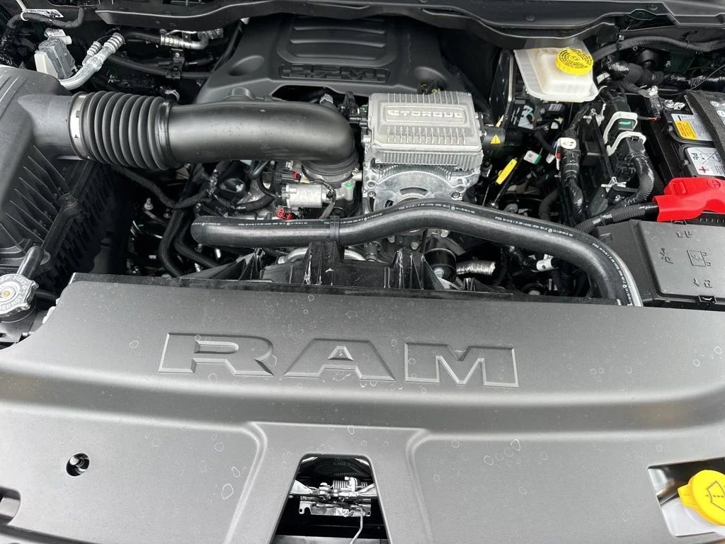 2026 RAM 1500 Laramie 4x4 Crew Cab 5'7's photo