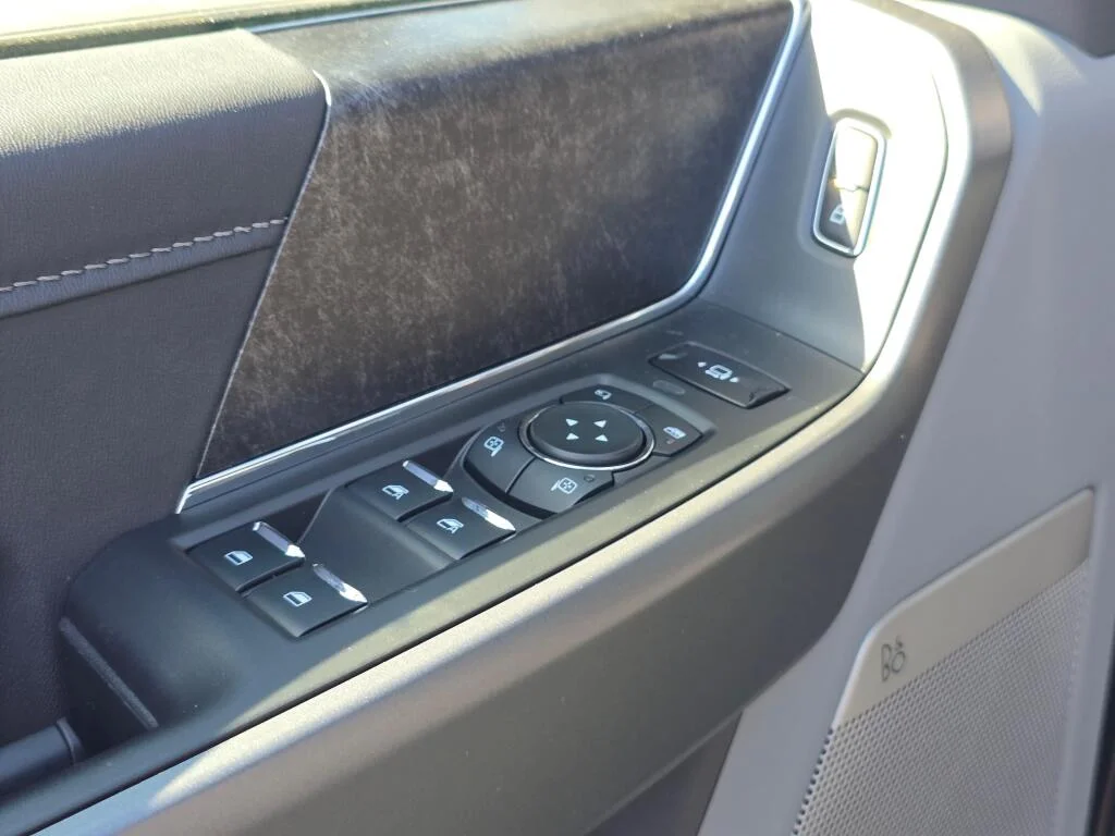 New 2026 Carbonized Gray Metallic Ford F-350® XLT image 19