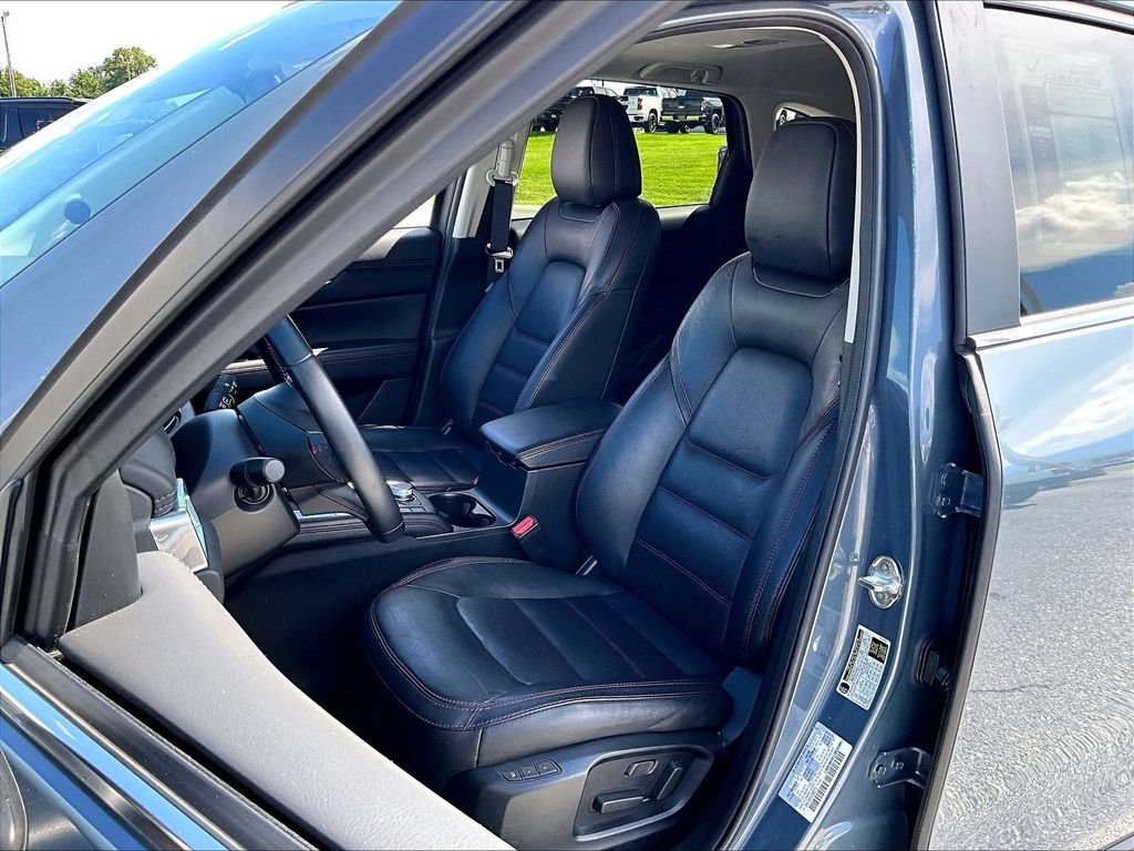Used 2025 Gray Mazda 2.5 S Carbon Edition image 10