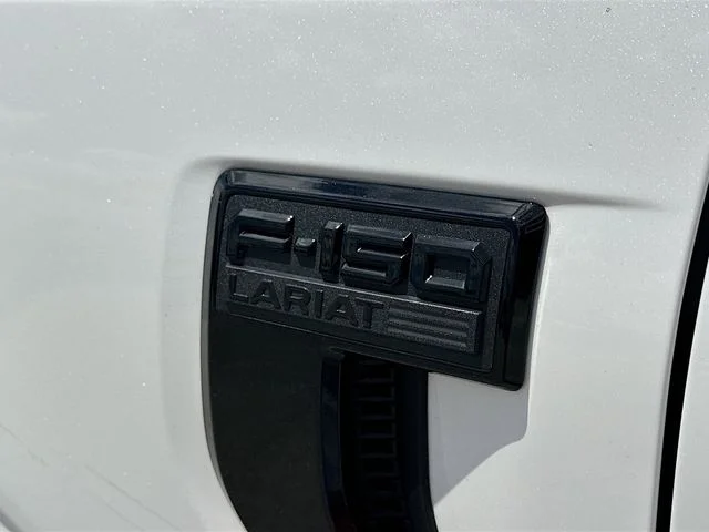 New 2026 White Metallic Ford Lariat image 19