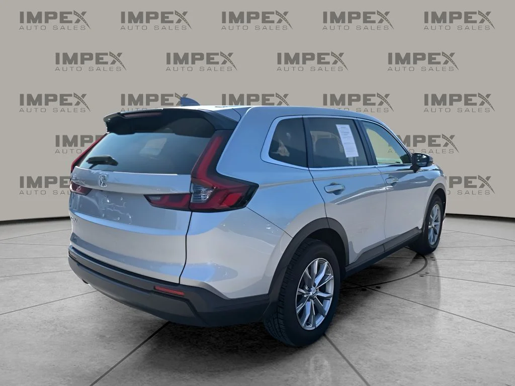 Used 2024 Silver Honda EX-L image 3