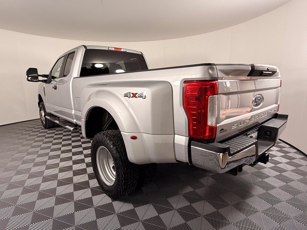 Used 2018 Ingot Silver Ford XL image 11