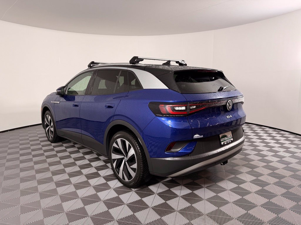 Used 2021 Blue Volkswagen Pro S image 11