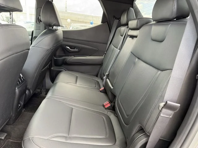 Used 2025 Gray Hyundai SEL image 24