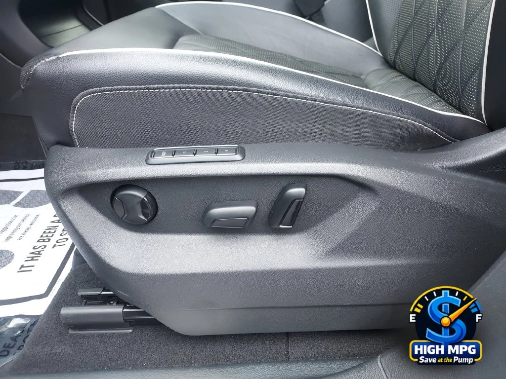 Used 2024 Gray Volkswagen 2.0T SEL Premium R-Line image 10