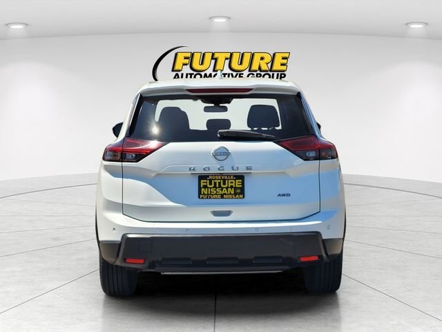 Used 2025 White Nissan SV image 8