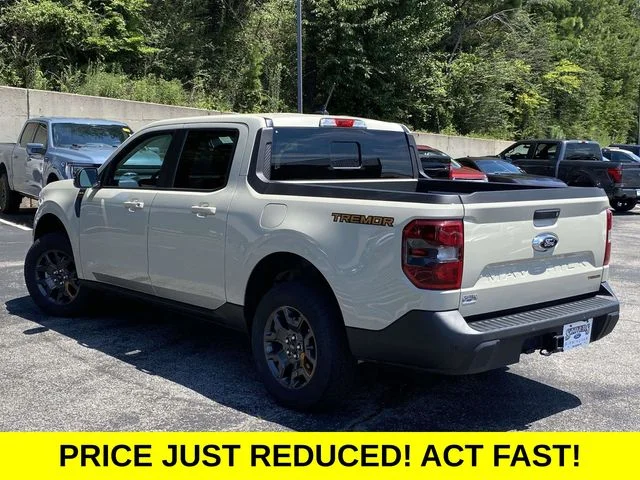 Certified Used 2024  Ford Lariat image 6